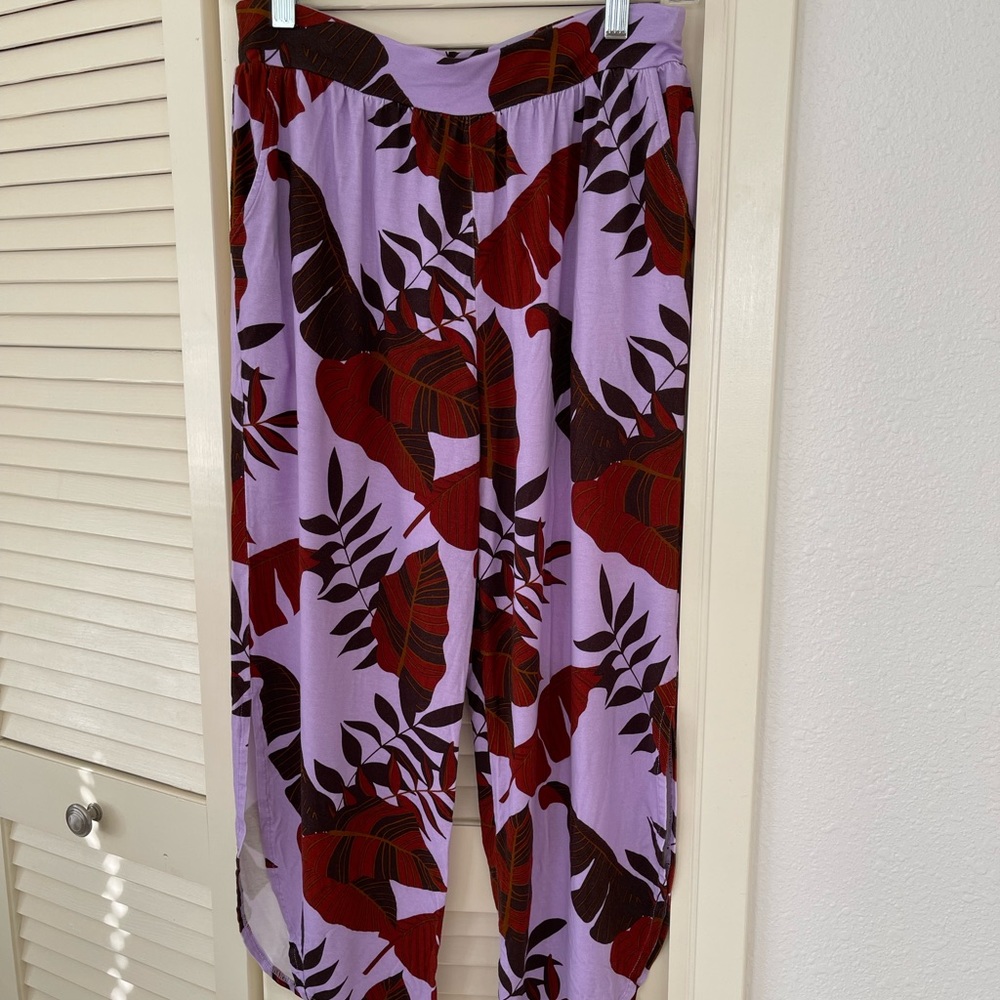 Fighting Eel x Ava Sky Pant Kiki in majestic plantain